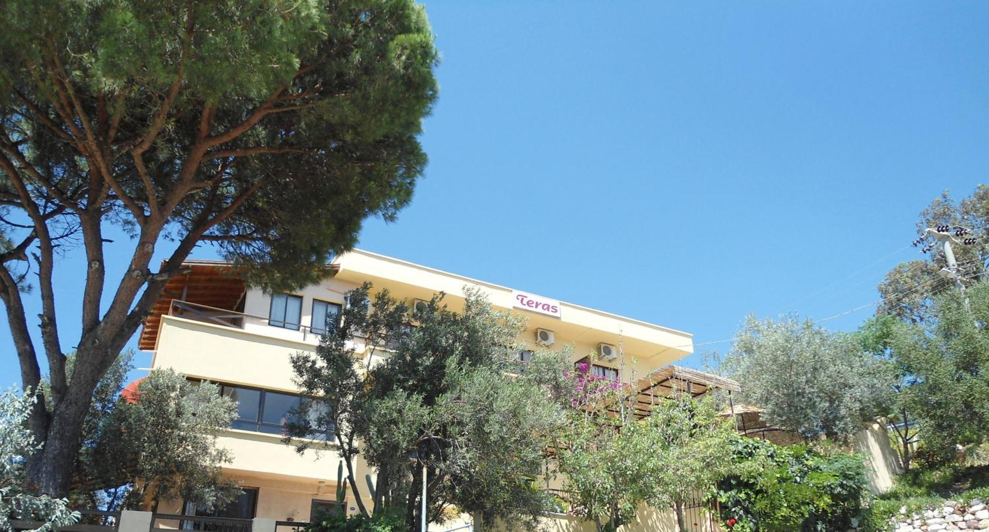 Teras Motel Fokaja Zewnętrze zdjęcie