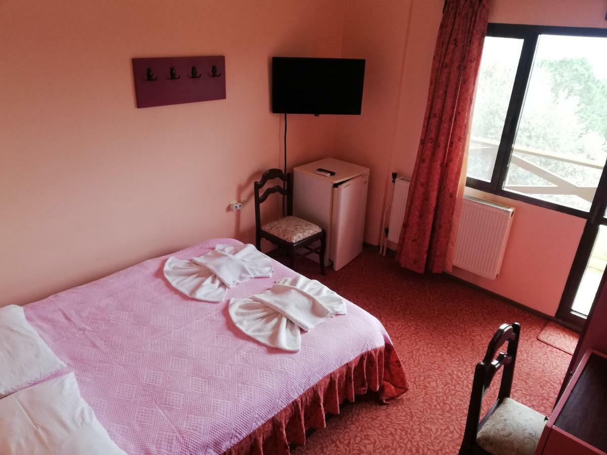 Teras Motel Fokaja Zewnętrze zdjęcie