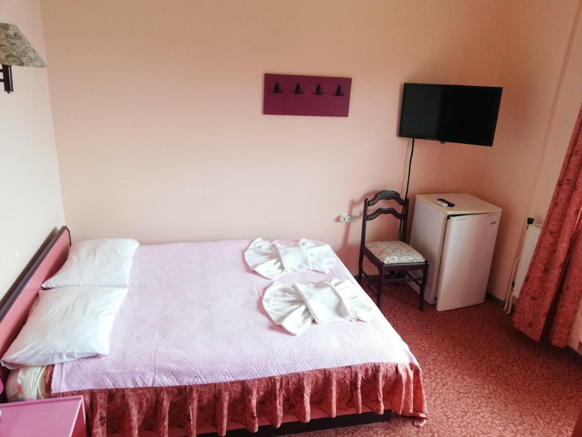 Teras Motel Fokaja Zewnętrze zdjęcie